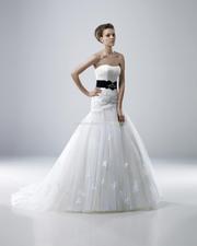 Продам брендовое свадебное платье от ENZOANI,  р-р 34-36, цвет айвори