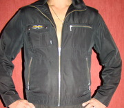 Черная весенняя курточка,  размер L