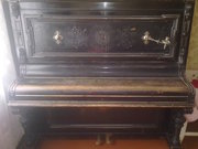 Черное, старинное немецкое пианино. г.Одесса  
