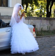 СРОЧНО продам красивое свадебное платье