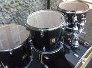 Продам барабанную установку SONOR 1003 в хорошем состоянии!!!