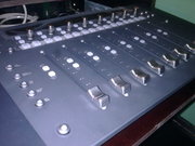 Продам новый MIDI-DAW контроллер Euphonix Artist MIX  с заказным кейсом....