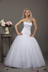 Продам платье свадебное фирмы Tulip