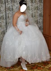 свадебное платье с шикарной вышивкой и камнями Swarovski