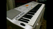 Продам синтезатор yamaha psr A300