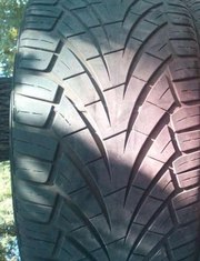 Всесезонная резина General  295/40 R22