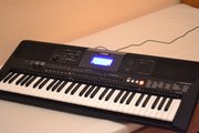 Продам новый Yamaha PSR-E453